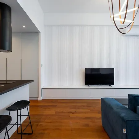 One Presidential Parking