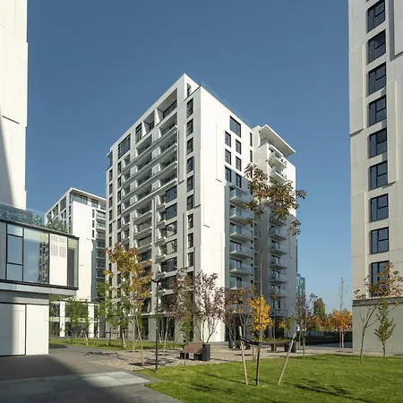 One Presidential Parking Apartmán *