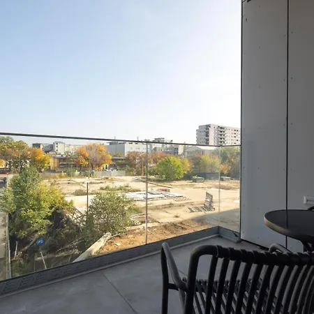 One Presidential Parking