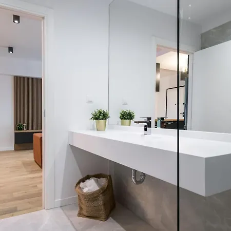 One Presidential Parking * Bucarest